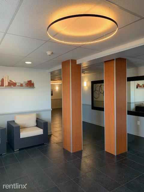 2702 Lighthouse Point E #733