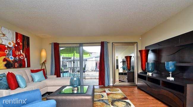 5235 Glen Ridge Drive, - Photo 3 of 11