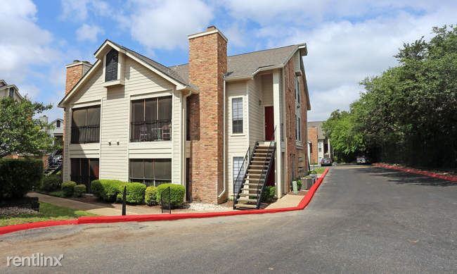 13121 NW Military Hwy, - Photo 2 of 12