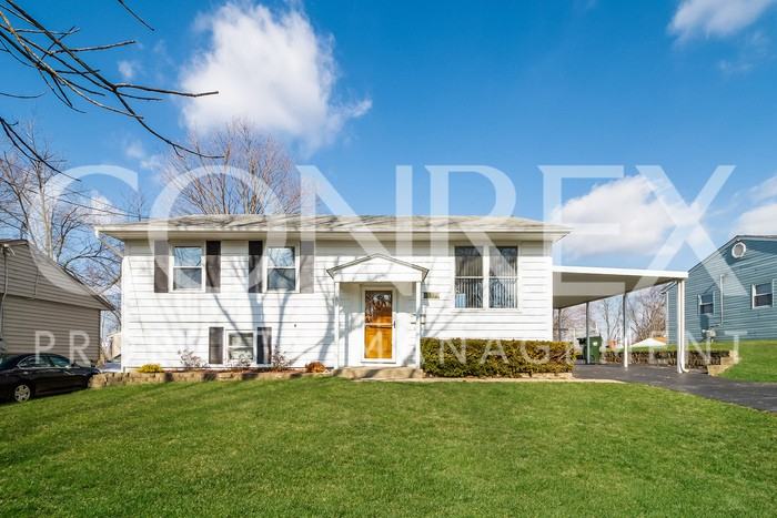 3832 Elljay Drive - Photo 2 of 10