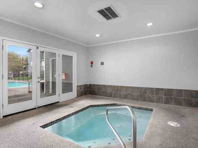 4701 Ne 72nd Ave