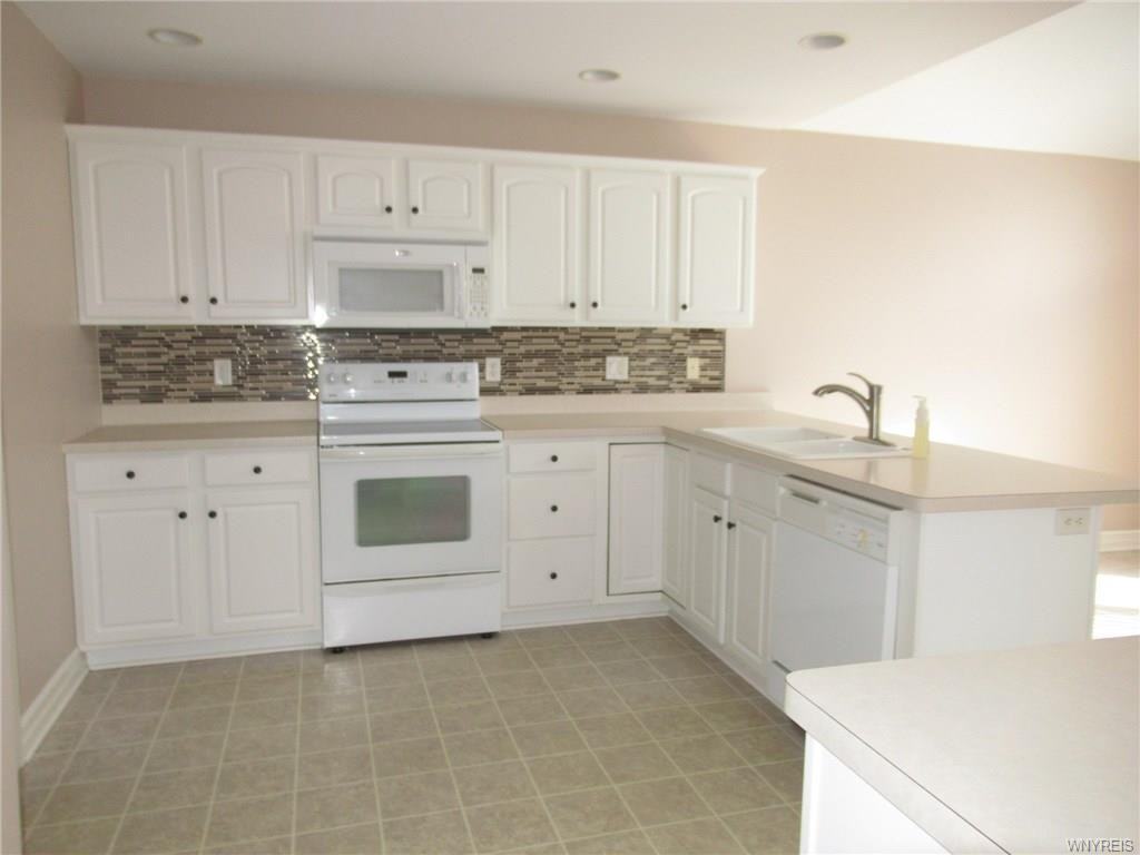 458 Whitehaven Rd - Photo 3 of 18