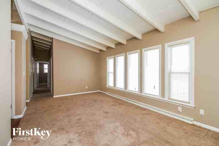 394 Sherman Avenue - Photo 2 of 14