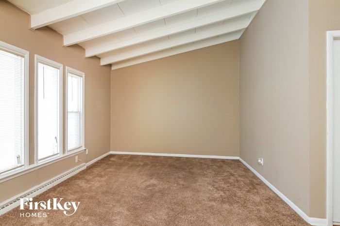 394 Sherman Avenue - Photo 3 of 14