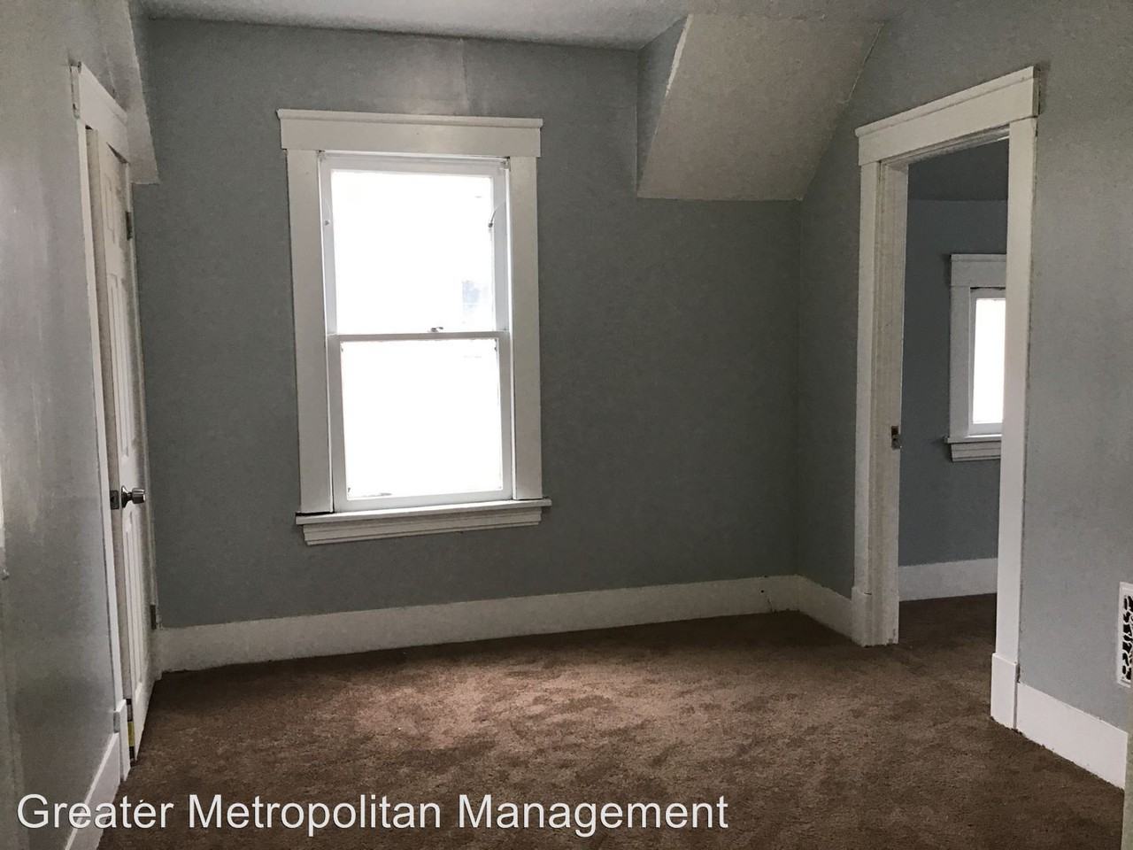 3233 W. 94th Street - Photo 3 of 9