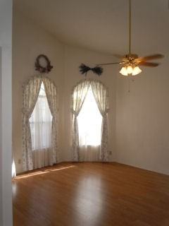 2059 Columbia Ct Ne - Photo 4 of 31