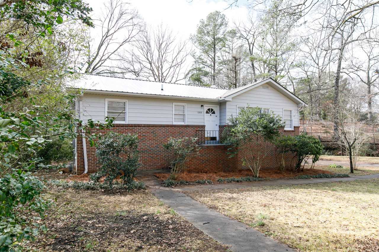 1309 Five Mile Rd - Photo 3 of 31
