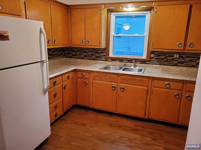 65 Lester Street - Photo 2 of 13