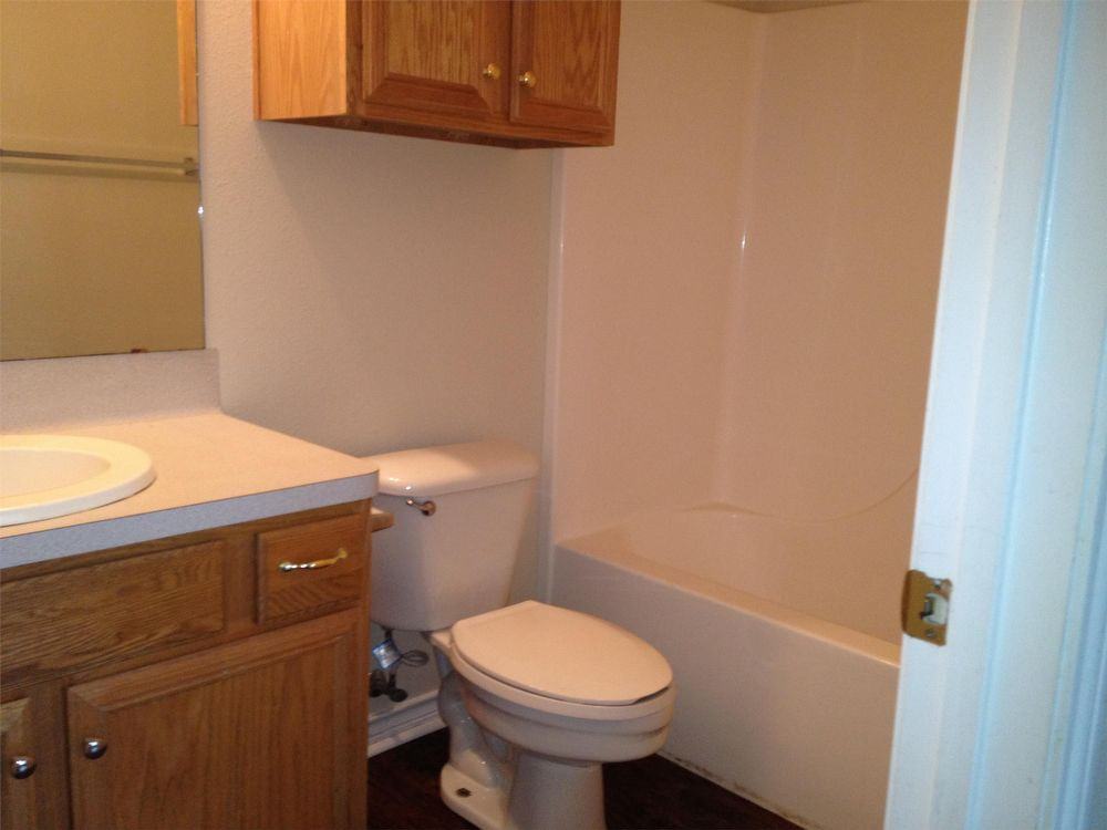 2312 Pheasant Lane - Photo 3 of 10