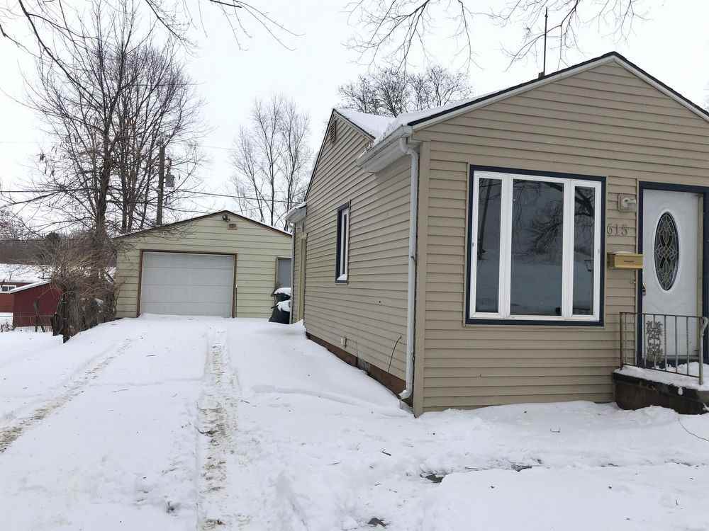 615 East Donald Street - Photo 2 of 10