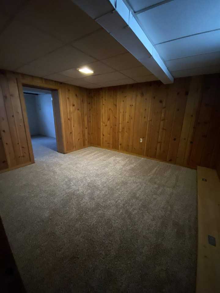 12141 Ambassador Lane - Photo 3 of 9