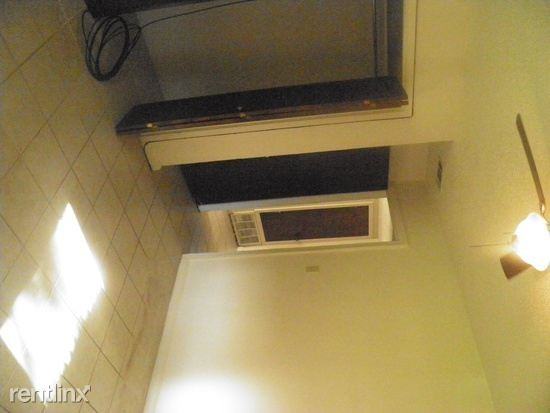 418 Fairfax Dr - Photo 3 of 4