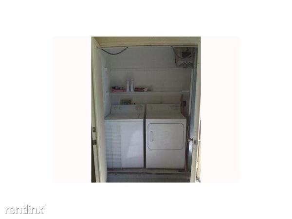 450 S Park Rd - Photo 2 of 13