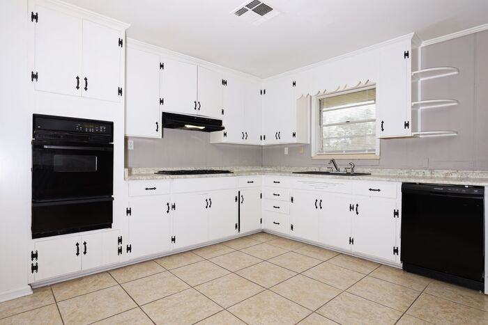 39 Ranch Drive - Photo 2 of 11
