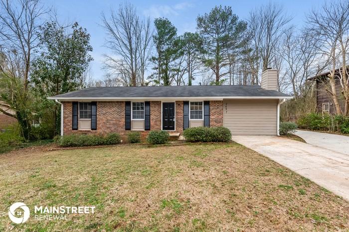 2697 Heritage Lane - Photo 2 of 16