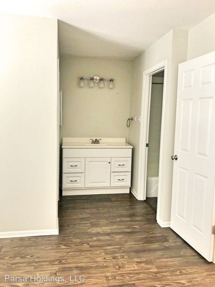 Vintage at Oak Hill - Photo 7 of 11