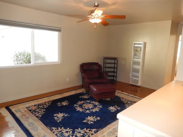 281 Ocean View Avenue - Photo 3 of 13