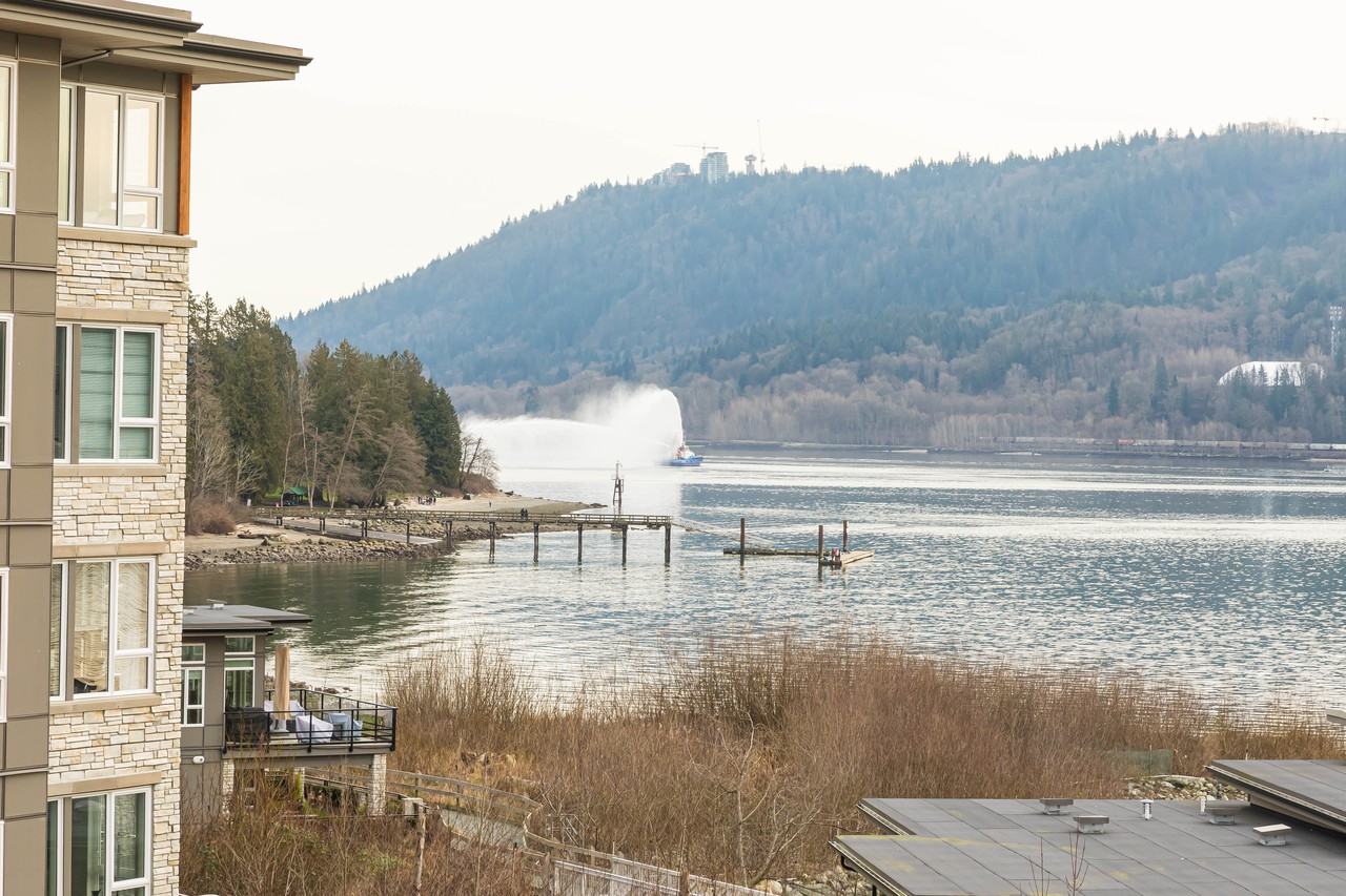 Dollarton Highway & Cates Landing Way, North Vancouver, BC V7G 1A1 2