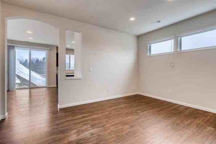 2286 53rd Street Southeast - Photo 3 of 17