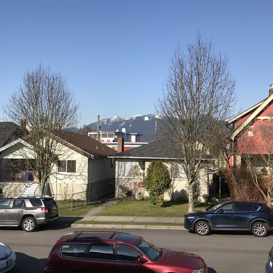 2430 Franklin Street - Photo 4 of 22