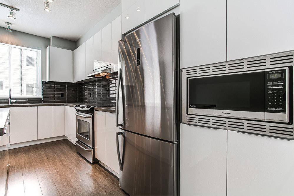 8138 204 Street - Photo 3 of 16