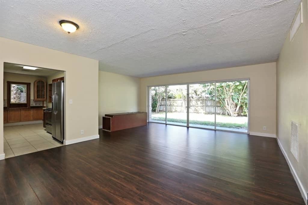 2017 Ne 29th Ct - Photo 3 of 21