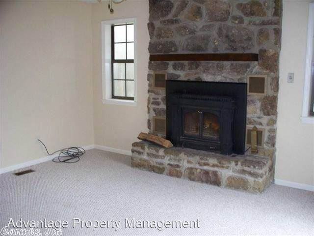 332 Snead - Photo 3 of 6