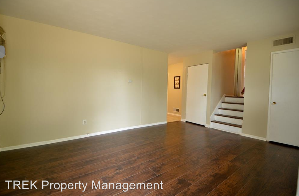 735 Ledbetter - Photo 3 of 11