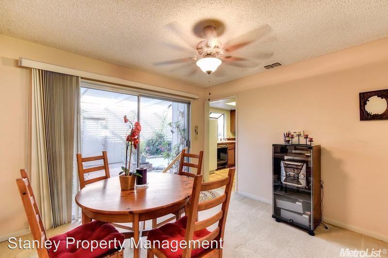 561 Leeward Way - Photo 2 of 25