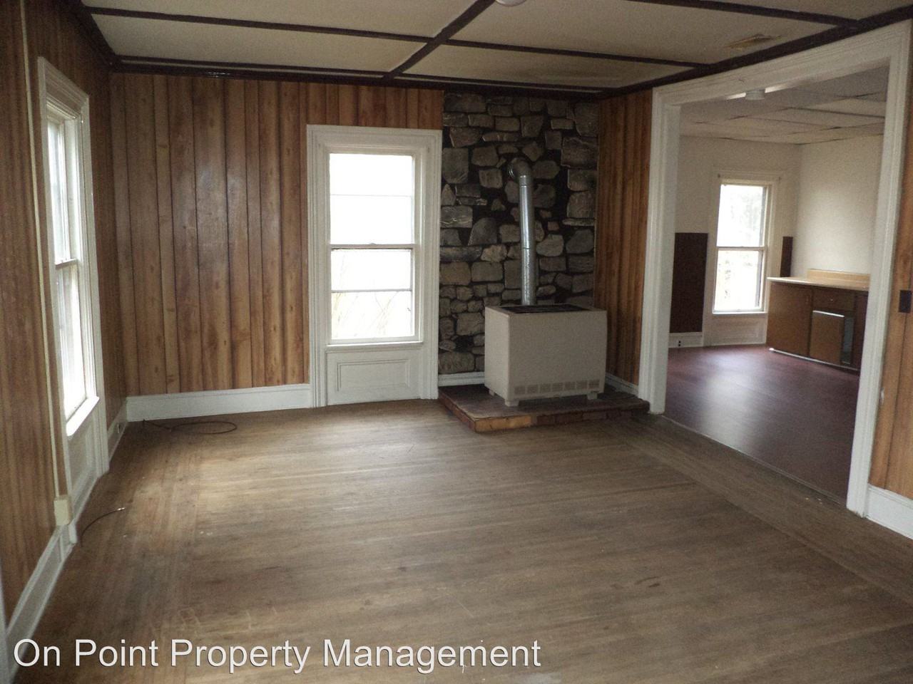 16 Maple Ave - Photo 2 of 9