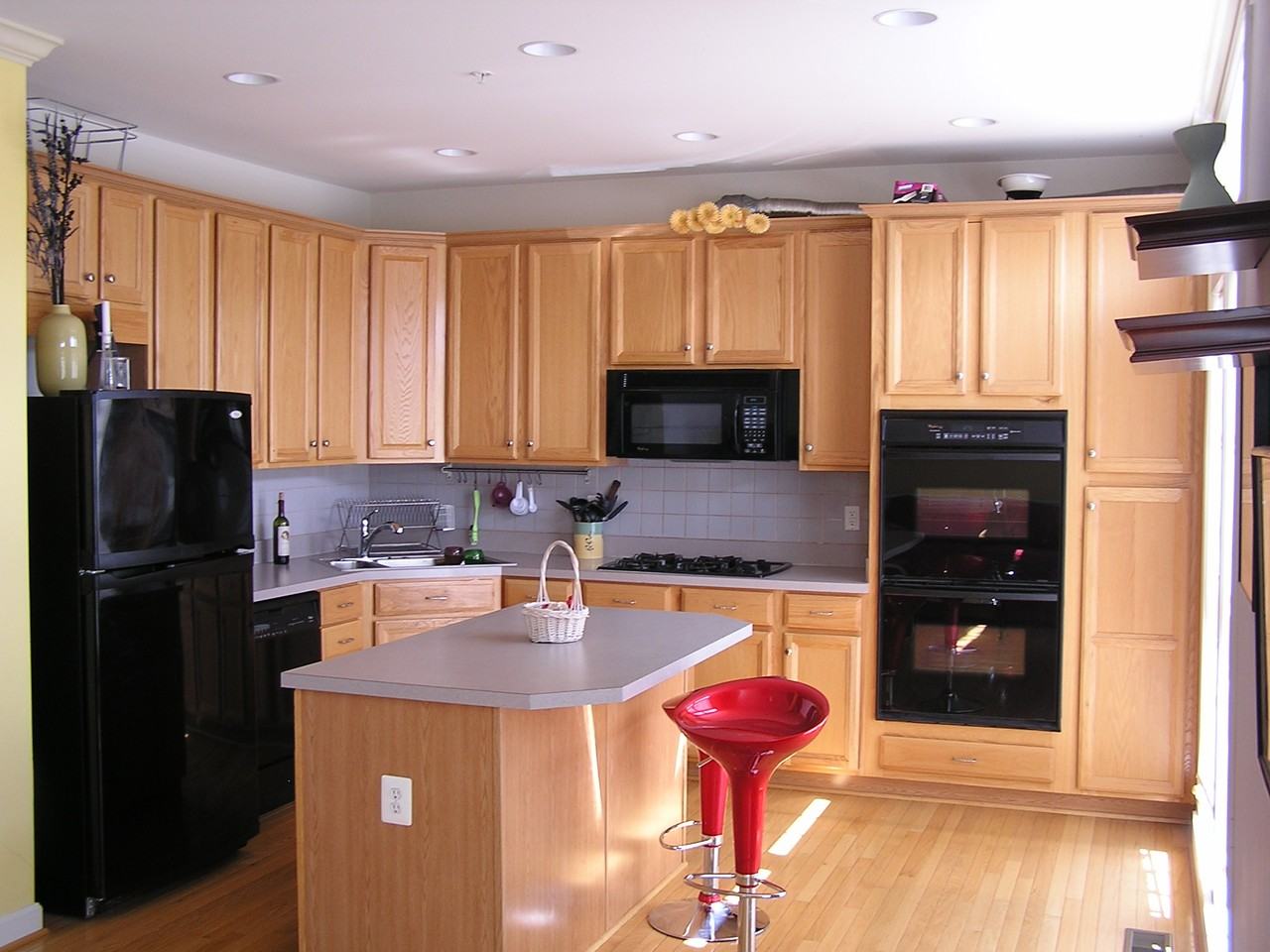 43809 Water Bay Terrace - Photo 3 of 11