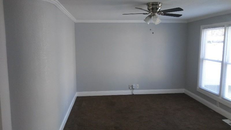 1301 E 66th Ter - Photo 3 of 8