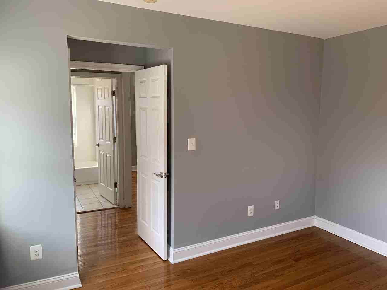 133 Willow Spring Rd #1B - Photo 3 of 6