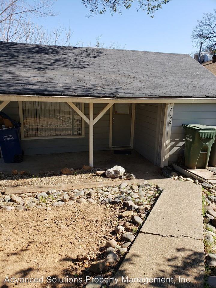 3139 West St - Photo 3 of 8