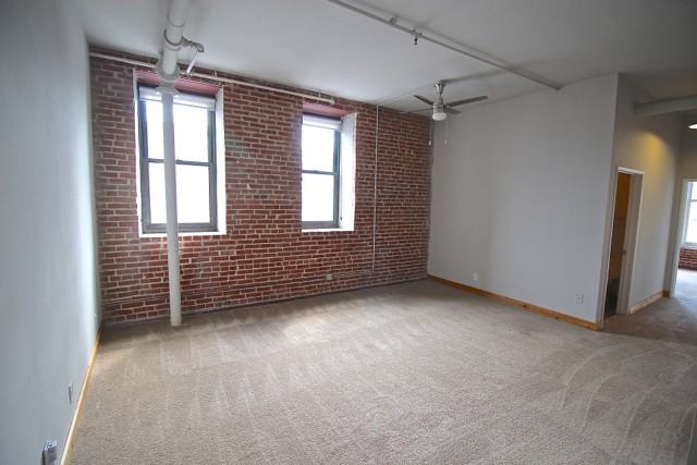 213 Delaware Street #603