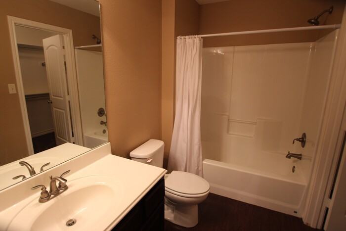 19391 King Ranch Drive - Photo 3 of 34
