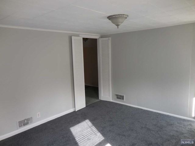 189 Livingston Street - Photo 3 of 9