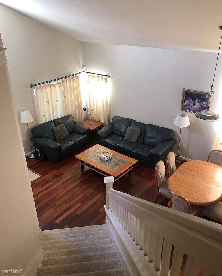 1423 Chavez Way - Photo 3 of 21