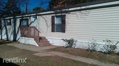 701 Circle Drive - Photo 2 of 6