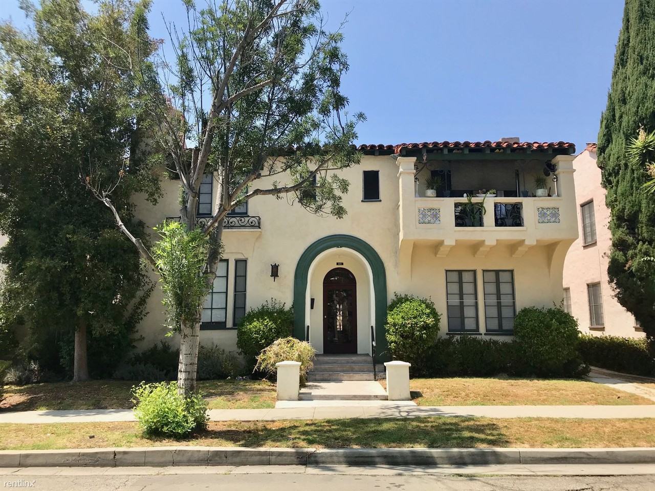 141 S Elm Dr - Photo 3 of 36