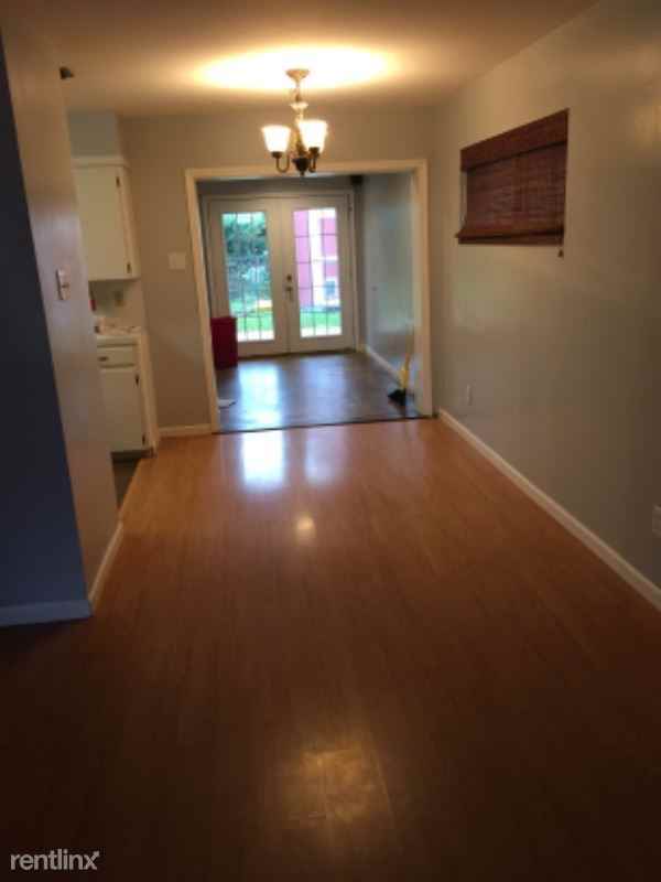 443 Normandy Rd - Photo 2 of 18