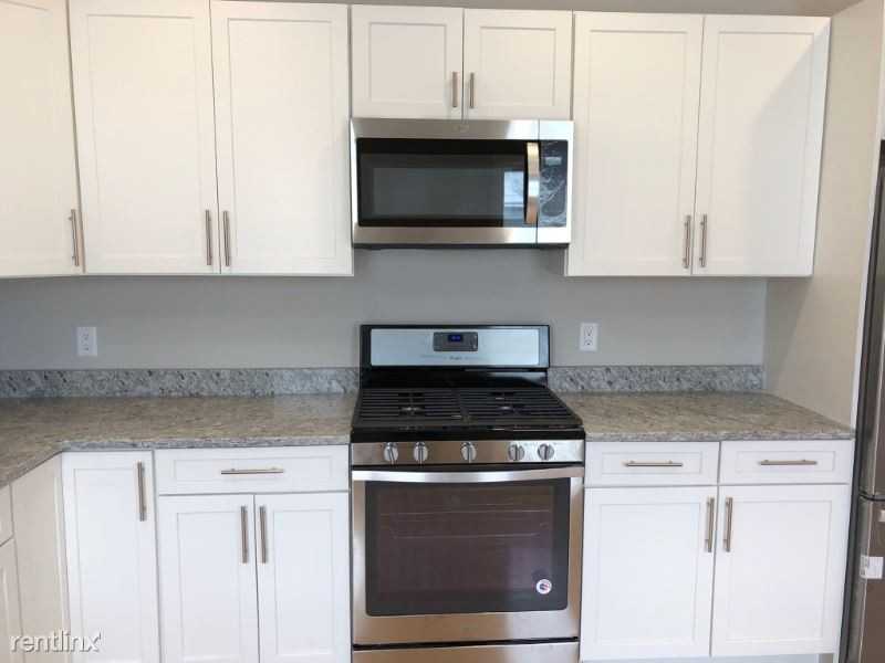 226 Fellsway W 2 - Photo 3 of 5