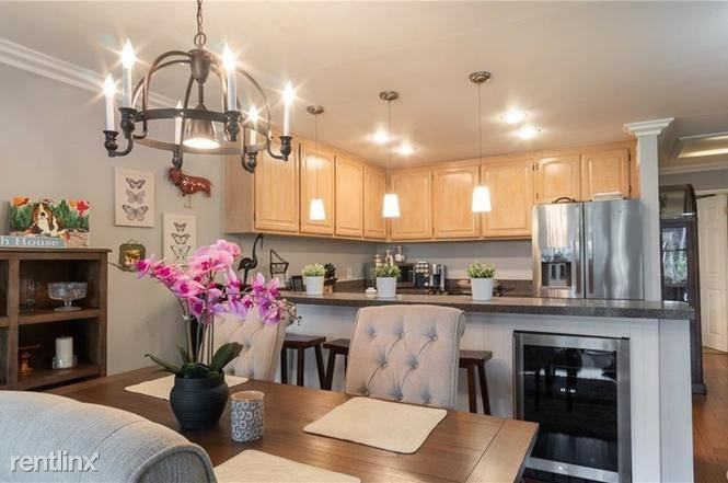 7218 Marina Pacifica Dr N - Photo 3 of 8