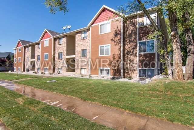 297 East Hill Avenue #16