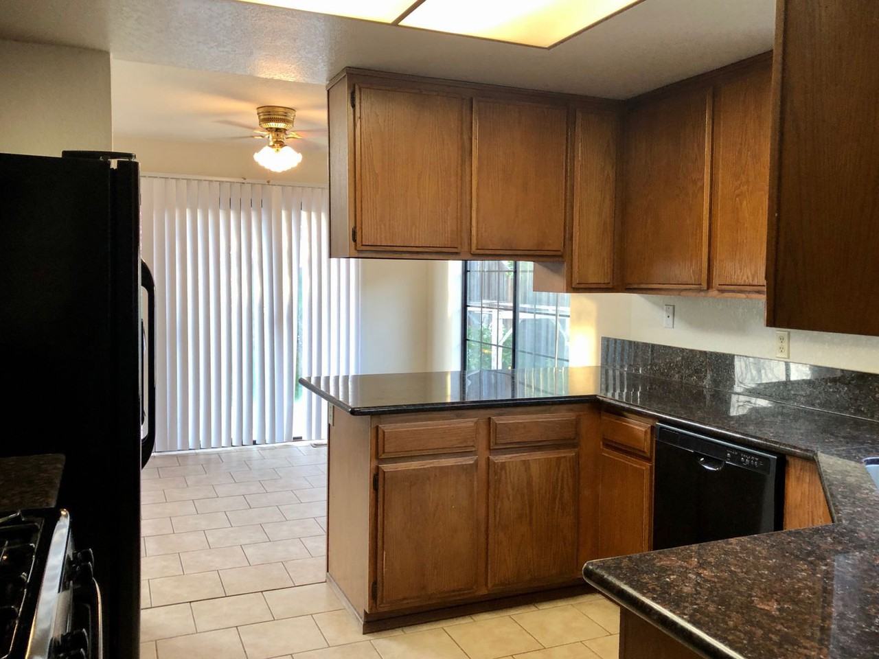 117 Seafarer Ct - Photo 2 of 13