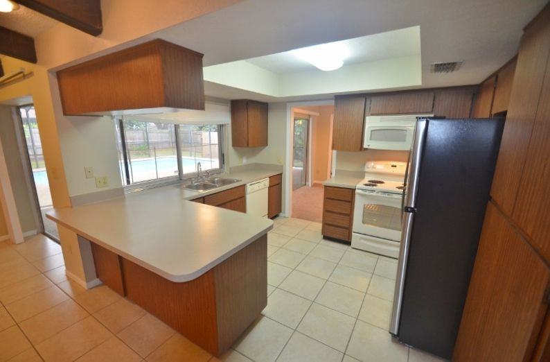 26 Turnstone Dr - Photo 3 of 18