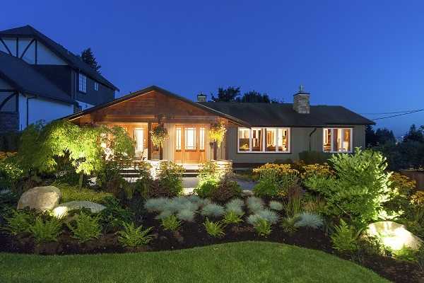 245 East Windsor Road - Photo 3 of 20