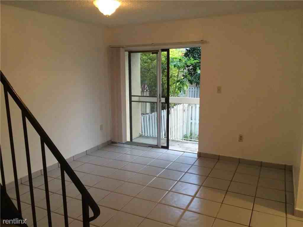 22133 Sw 103rd Ave - Photo 2 of 14