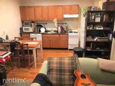 212 Massachusetts Ave