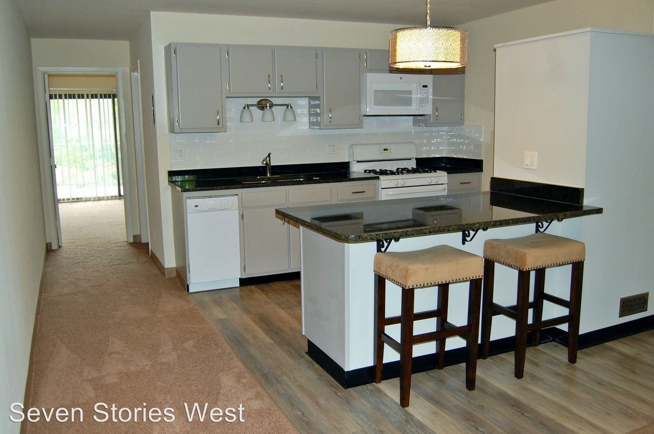 Seven Stories West 429 N.  Hawkins Ave. - Photo 2 of 7